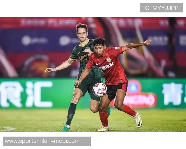 北京国安迎来新援茹子楠阿不都海米提贾非凡邓捷夫正式加盟球队